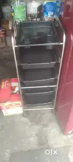 Trolley hair cut