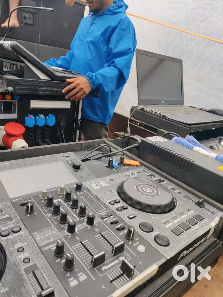 Pioneer dj RR. All in one controller
