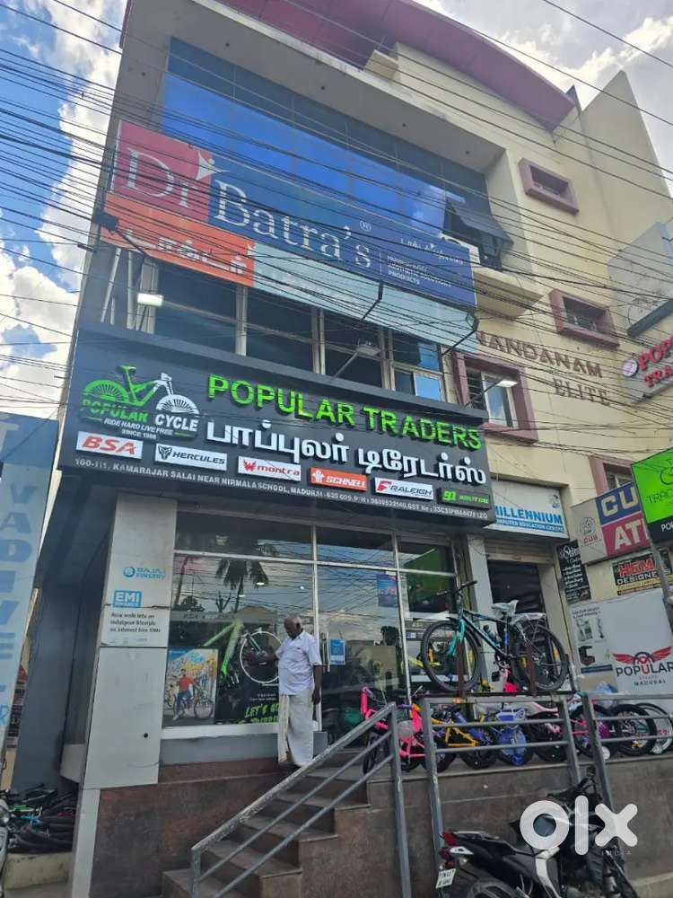 1st floor for rent in Teppakulam. opp அம்மன் hotel prime location