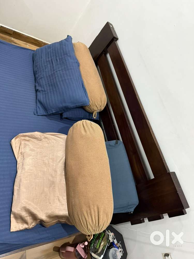Queen Size Sheesham Wood Bed + Mattress