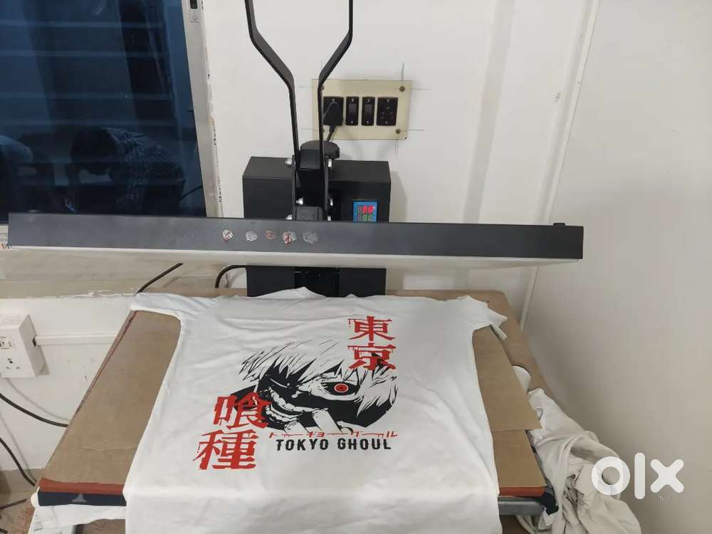 HIT PRESS MACHINE (3 mounth old )