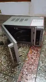Microwave oven
