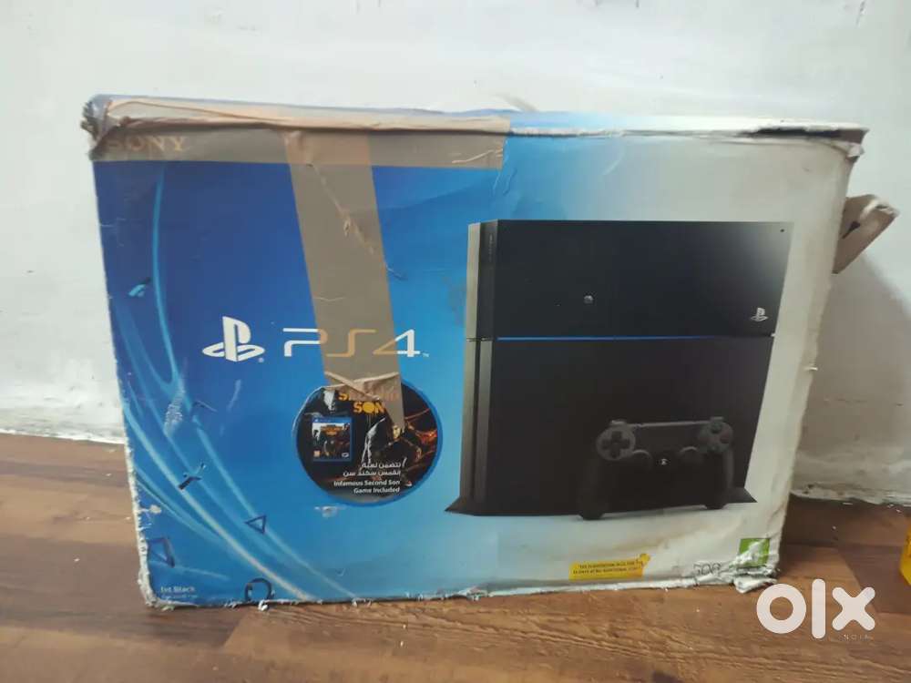 PS4 gaming console 500gb