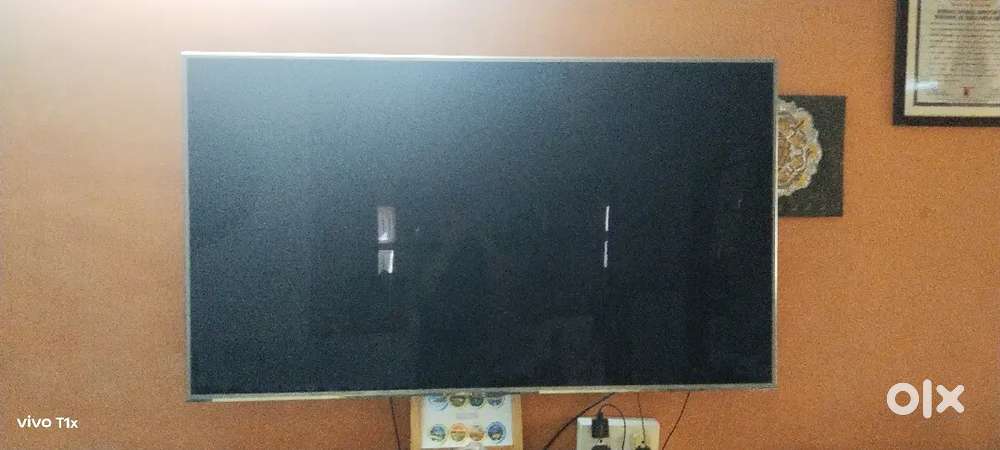 Samsung smart TV 2010 model 64 inches