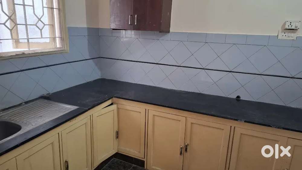 2 BHK Flat For Rent in Aminjikarai at Ayyavoo Naidu Colony