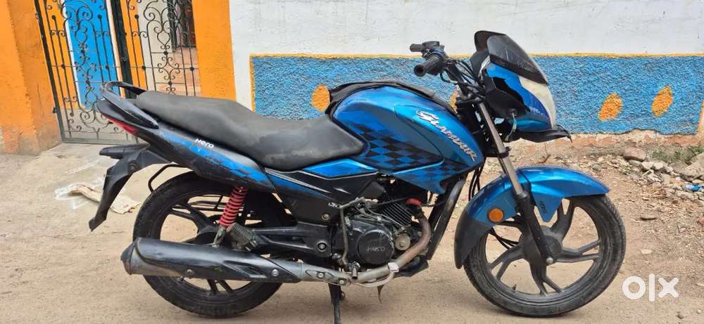 HERO GLAMOUR FI ; 125CC; MODEL 2018; SELF ALLOY DIGITAL FRONT DISC  ..