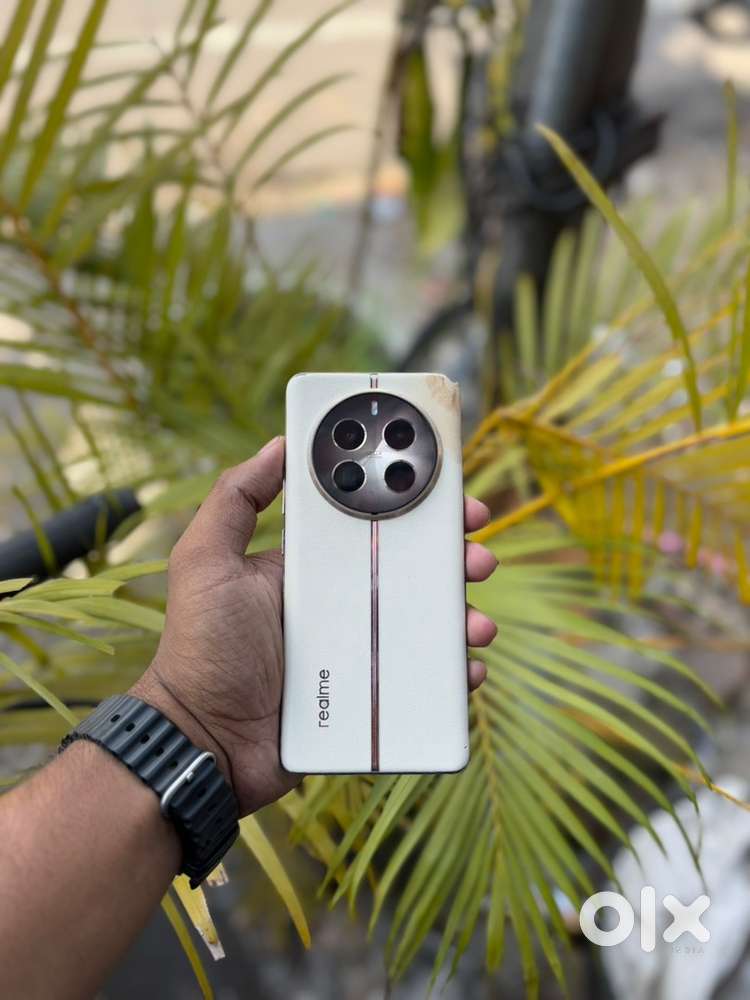 Realme 12 Pro Plus 12/256GB Available In Neat Condition With Full Box
