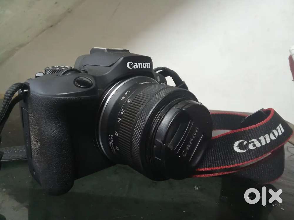 Canon eos r100
