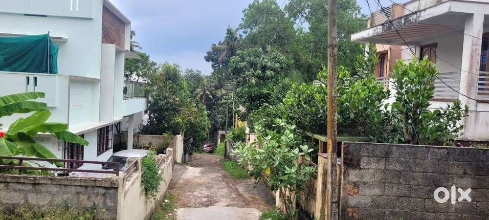 Plot For Sale near Sreekaryam