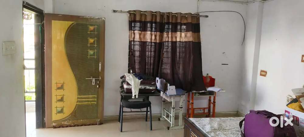 Looking for Roommates