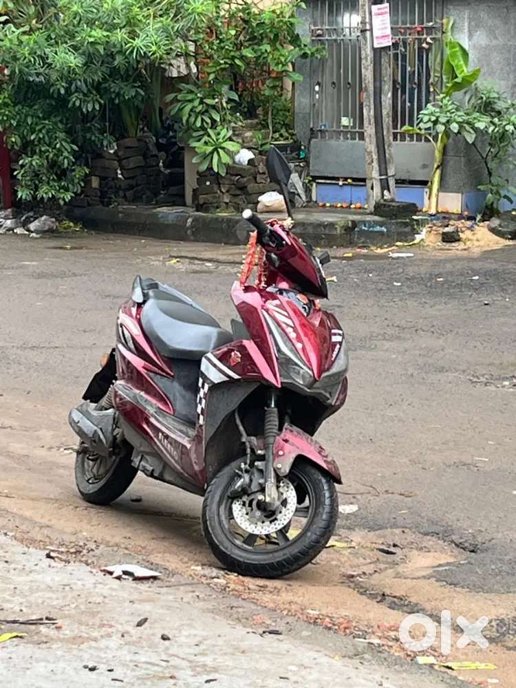 New electric scooty best condition