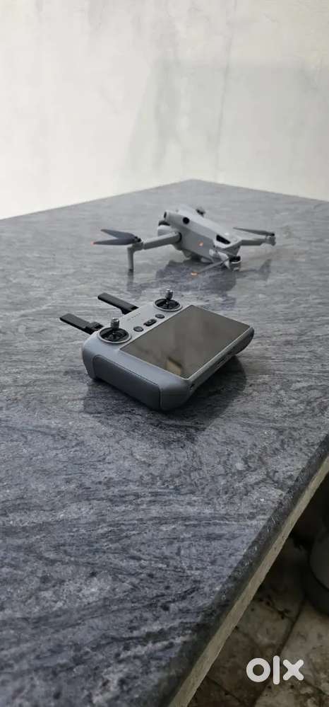 DJI MINI 4 PRO WITH FLY MORE COMBO