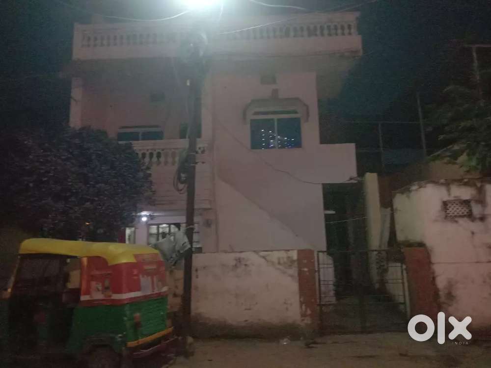 Fully facelated house