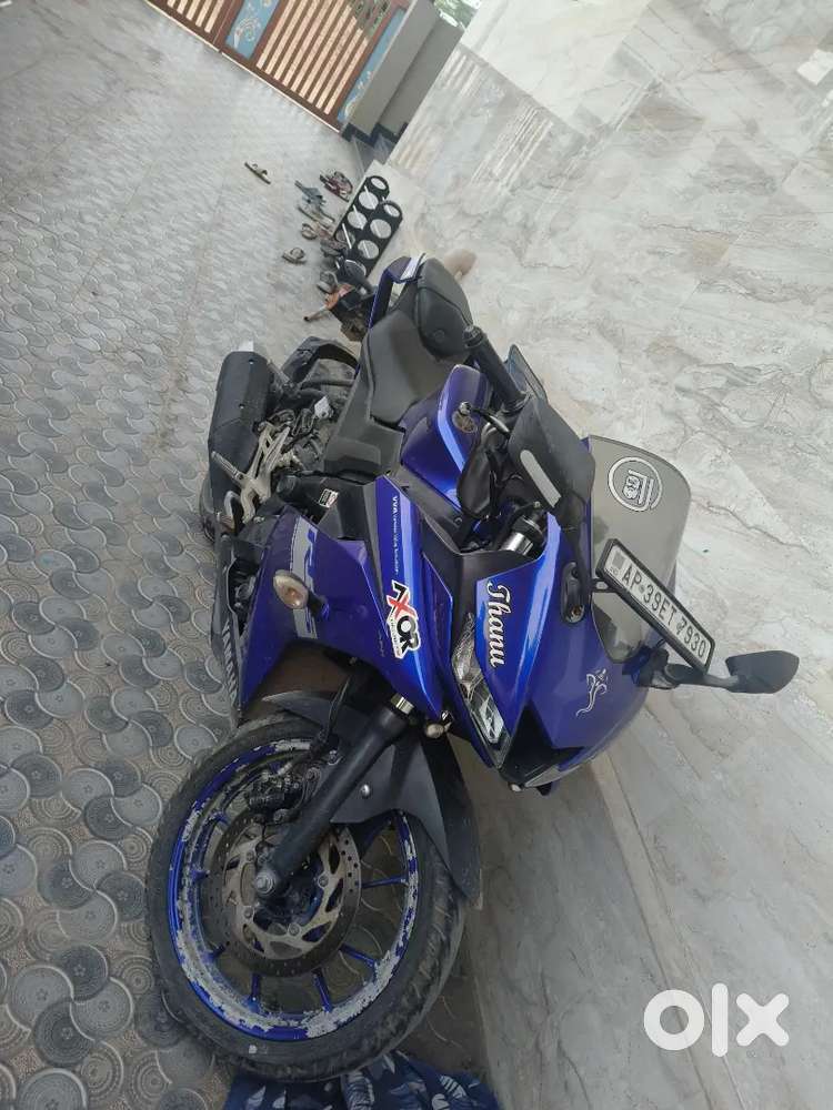 I need to sell my R15 V3 with modified duke handle for long rides
