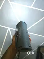 Sony ULT field 1 - 4 months old ( used very sparingly )