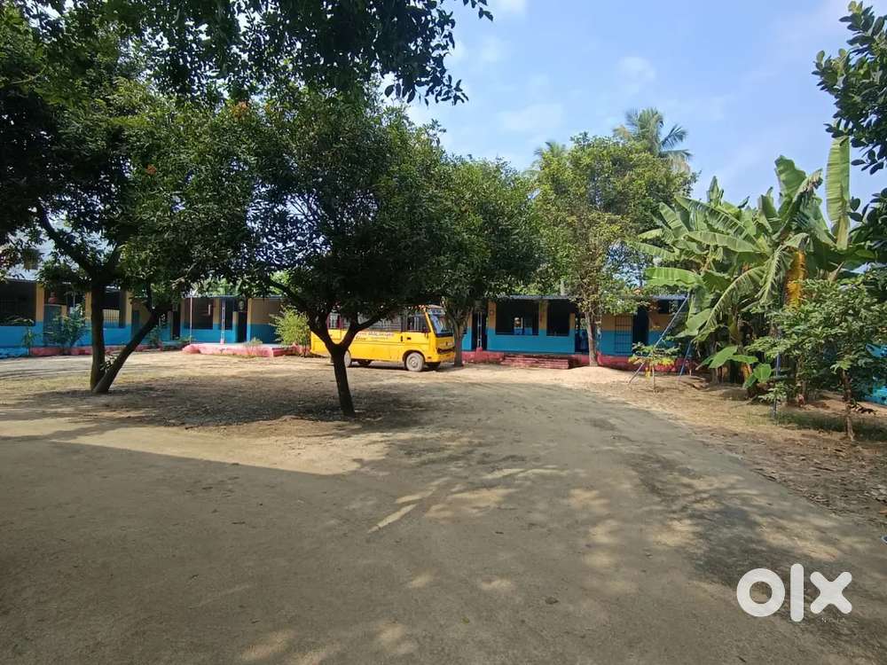 School for sale at Aragonda