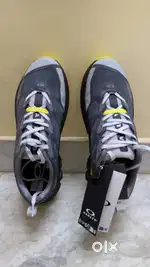Oakley Light breathe shoes