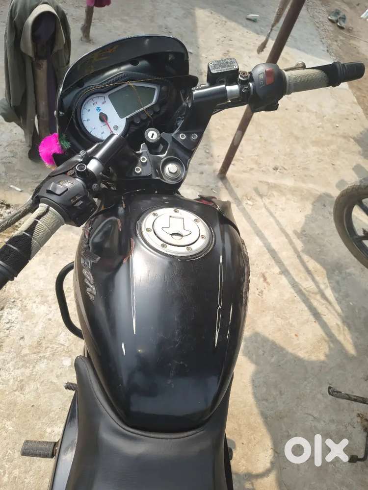 Bajaj pulser 150