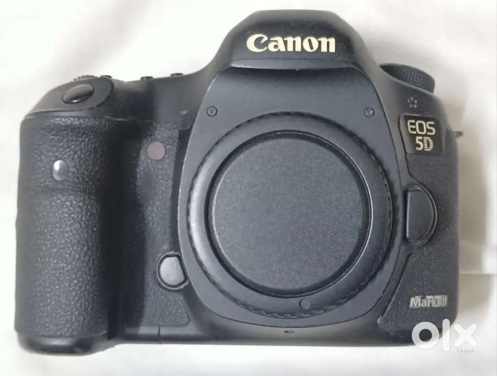 Canon camera m -3. Body only