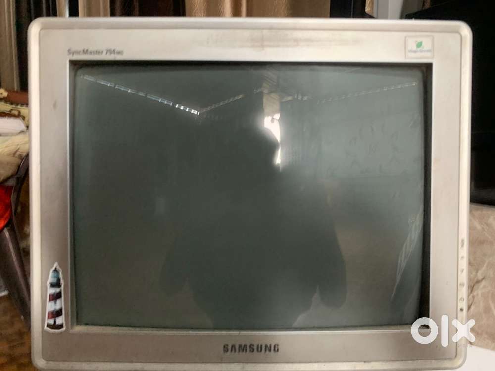 Samsung Full HD 100% SRGb Monitor Mint Condition