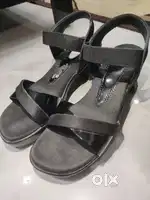 Stylish Women’s Sandals – Size 5  Worn Once  Like New