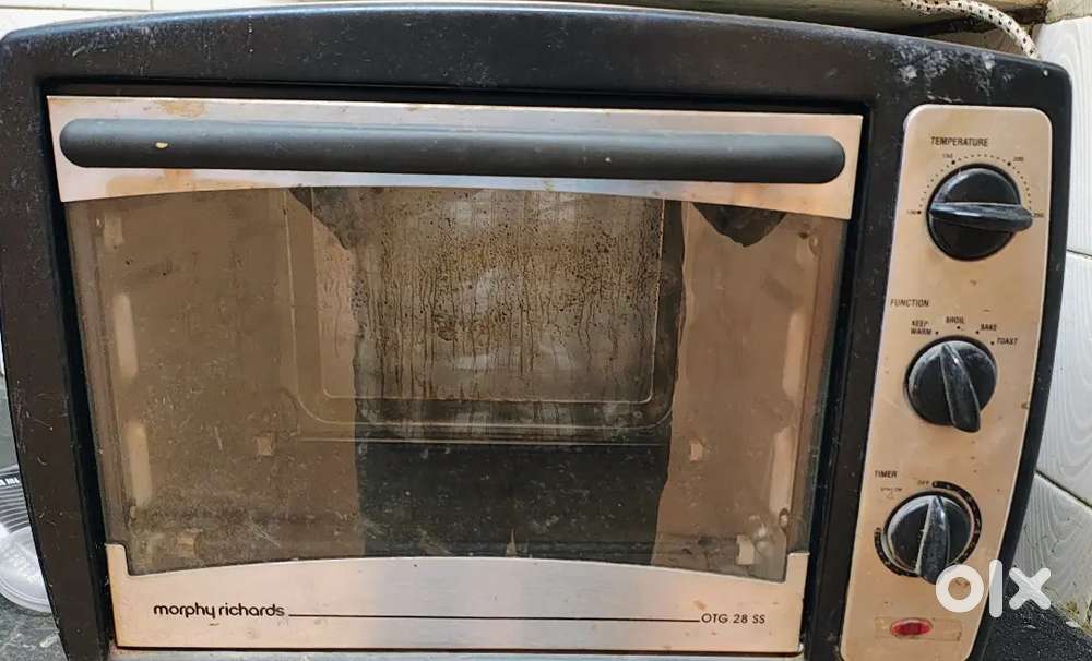 Morphy Richards Oven