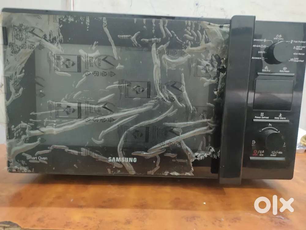 SAMSUNG 32L Smart Microwave Oven