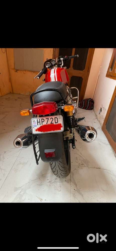 With RE genuine alloy wheels