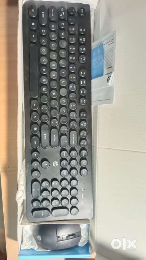 KM270 wireless keyboard and mouse combo