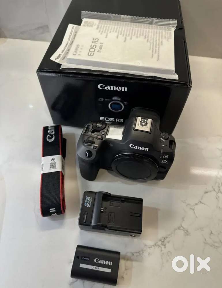 Canon EOS R5 Mark II Camera 
45mp Full-Frame 3000 Shuter Count w Bill