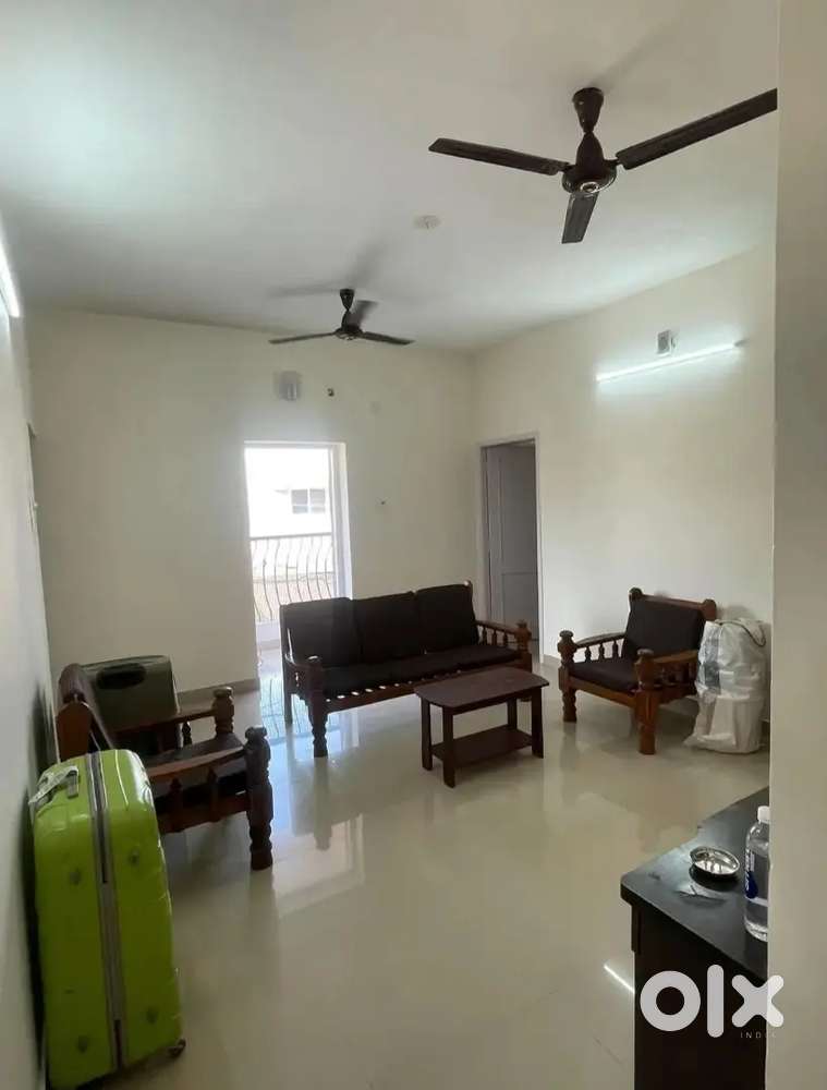 2BHK FULLY FURNISHED FLAT #Bachelors