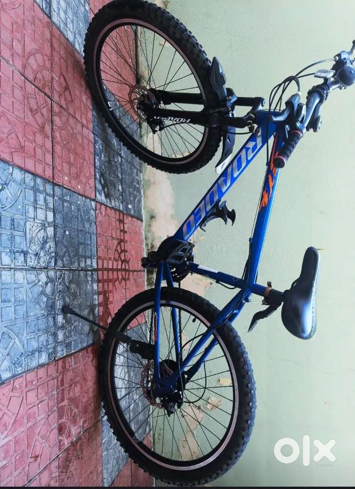 Hercules Roadeo 21 gear cycle front and back disc .adjustable seat