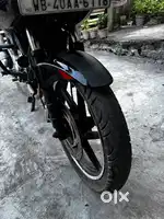 Pulsar 220 f
