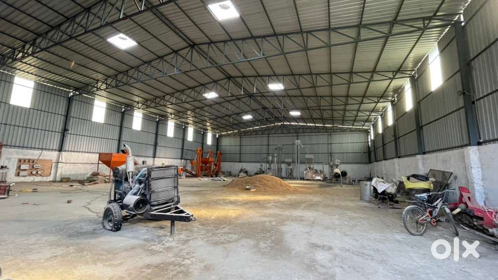 Warehouse for Rent with this machine cattel & fish feed factory