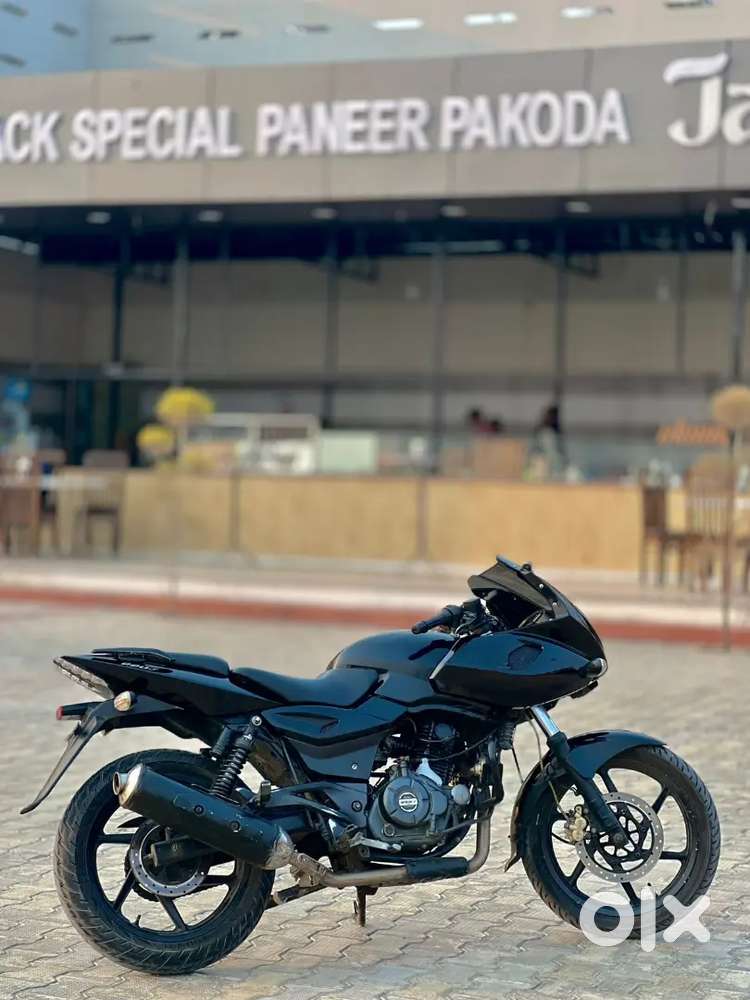 Pulsar 220 gen~one condition