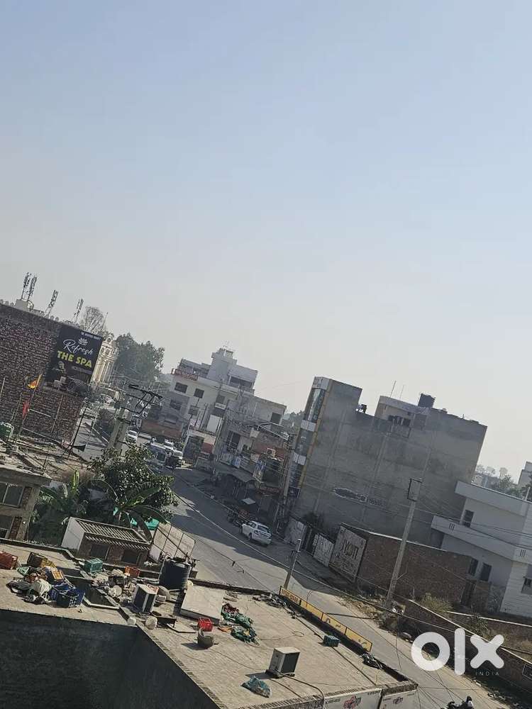 Showroom for rent on nankianwala chock Sangrur