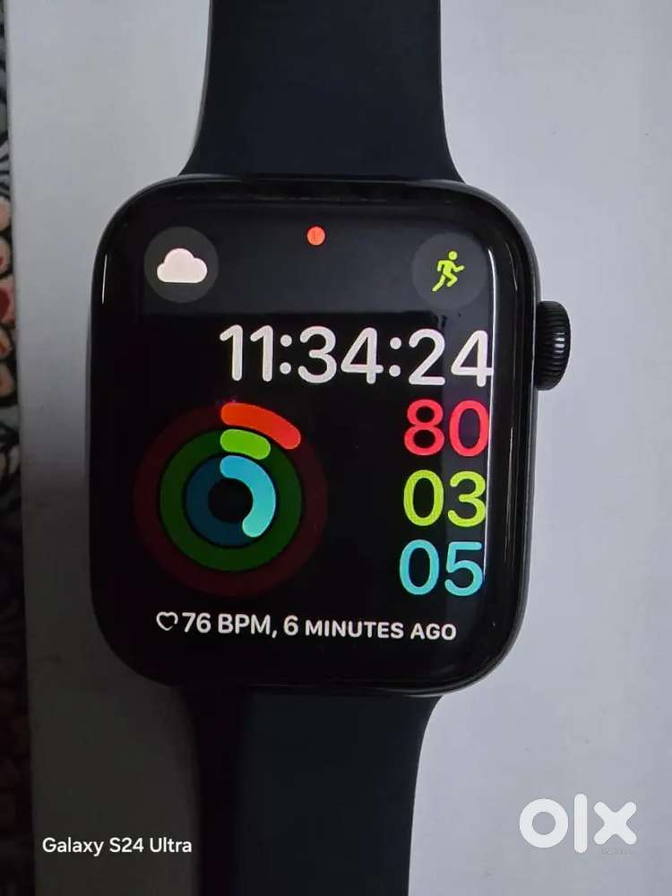 Apple Smart watch SE 2 GPS + Cellular 44mm.