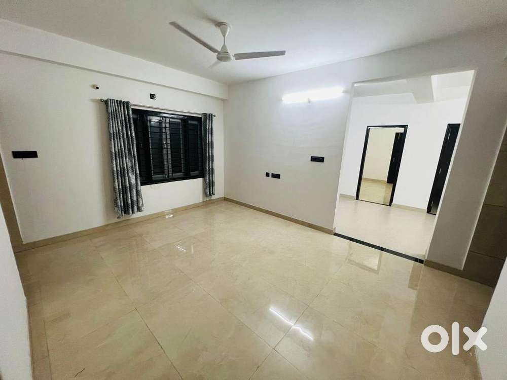 A well-maintained 3 BHK Flat for rent