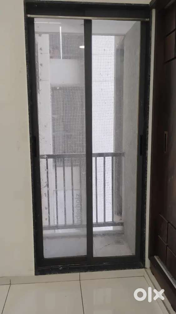 Sell 3 bhk semi fixed furnished.