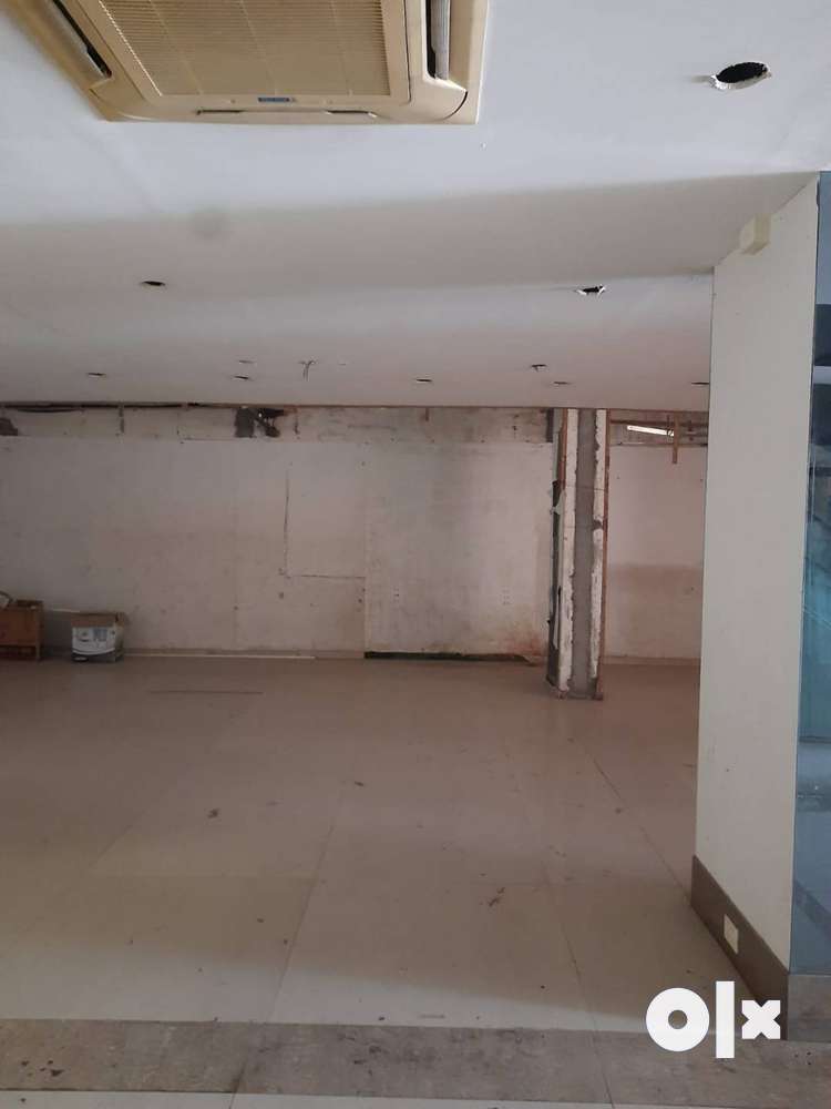 Ground floor unfurnished shop available for sale at Race Course