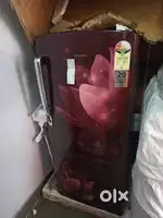 SAMSUNG REFRIGERATOR