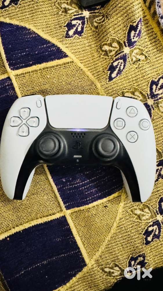Dualsense PS5 controller (white)