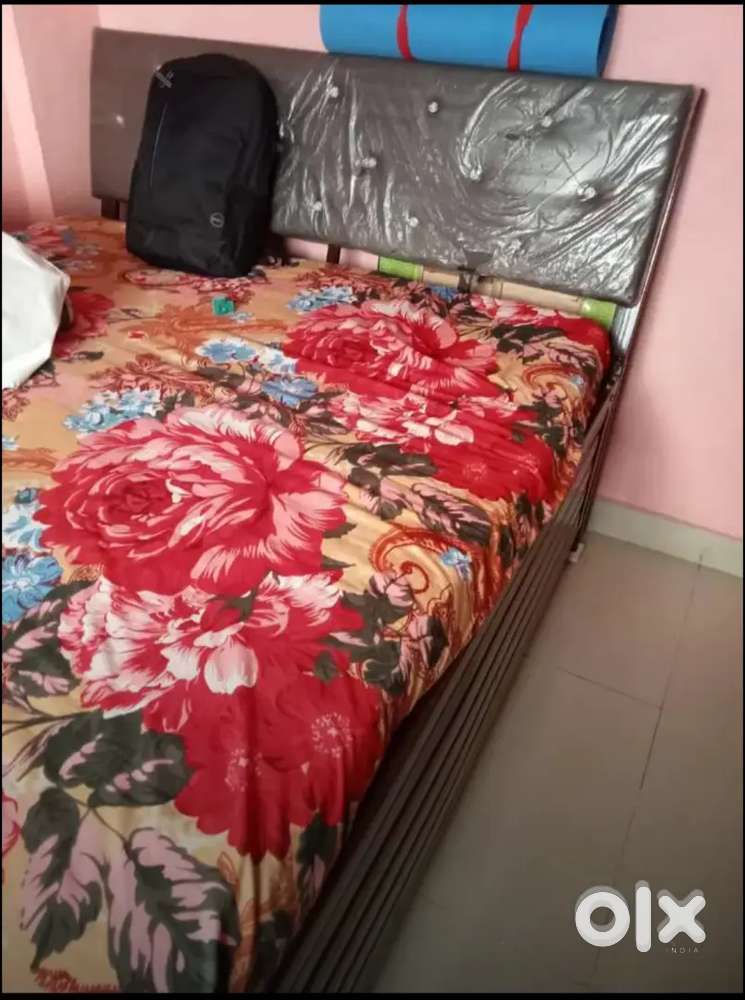 Master Bed for sale