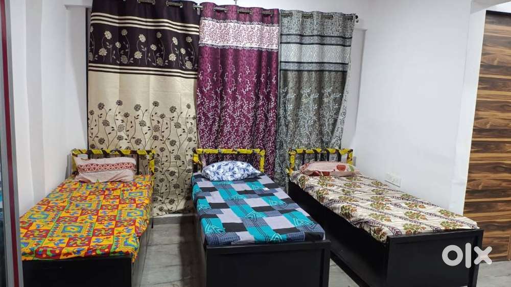 no brokerage male pg in near Thane West railway station