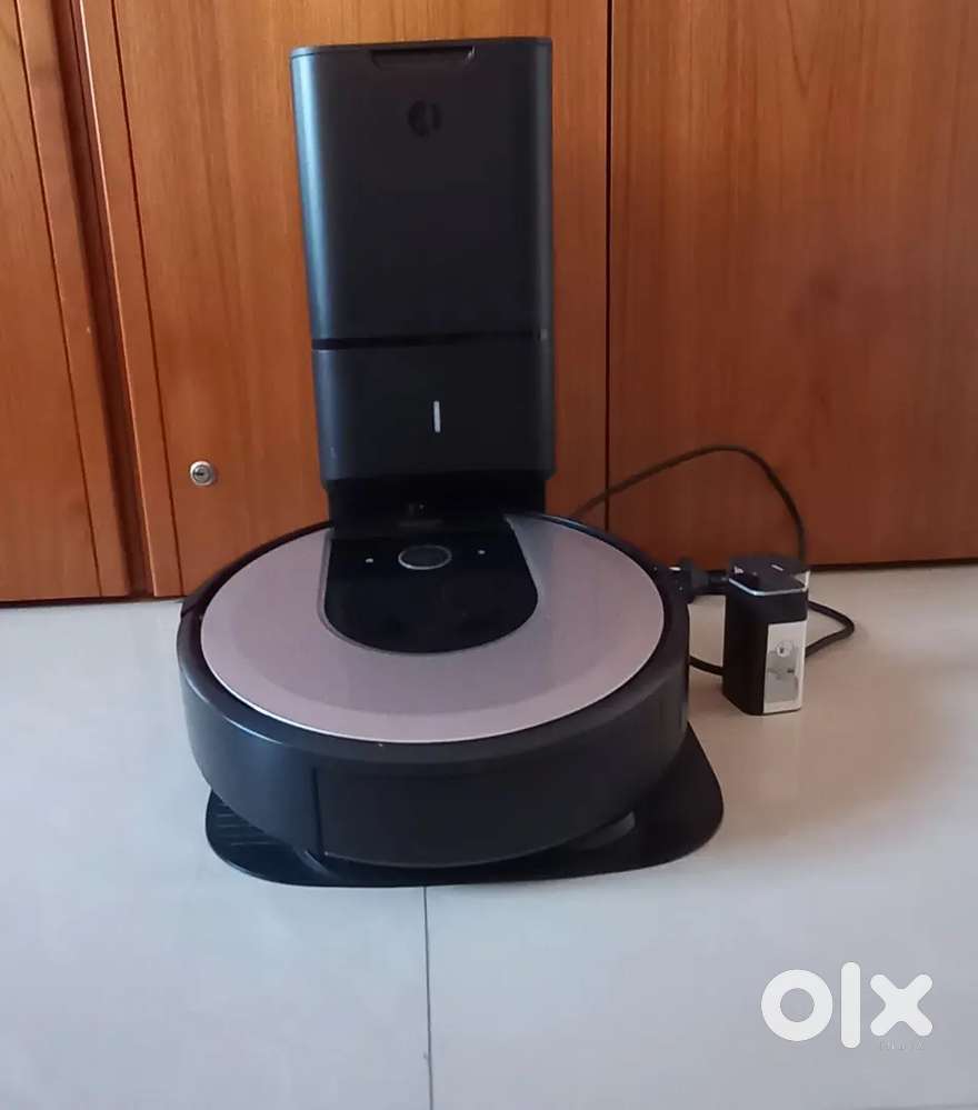 iRobot Roomba i7+ (i7556)