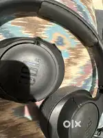 JBL tune 750 wireless headphone