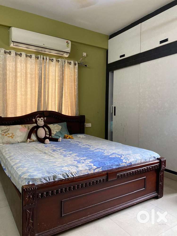 2 Queen size Bed with mattress
