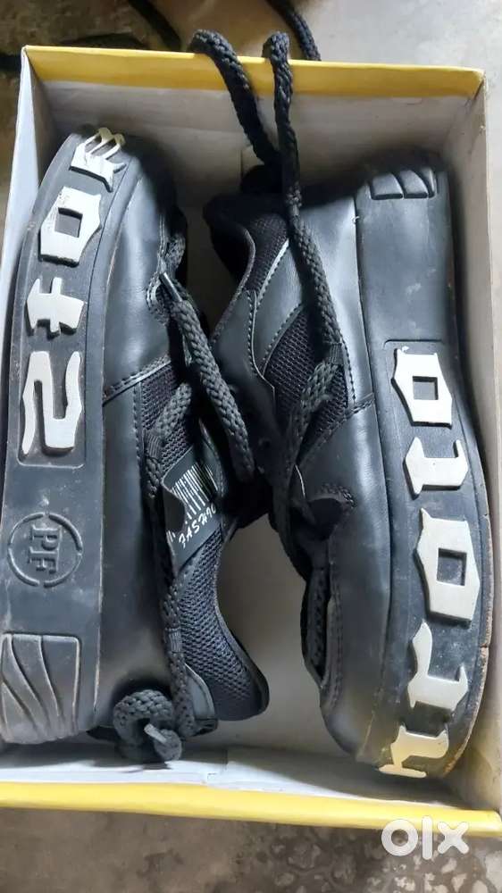 Nike shoes   2 time use only brand new