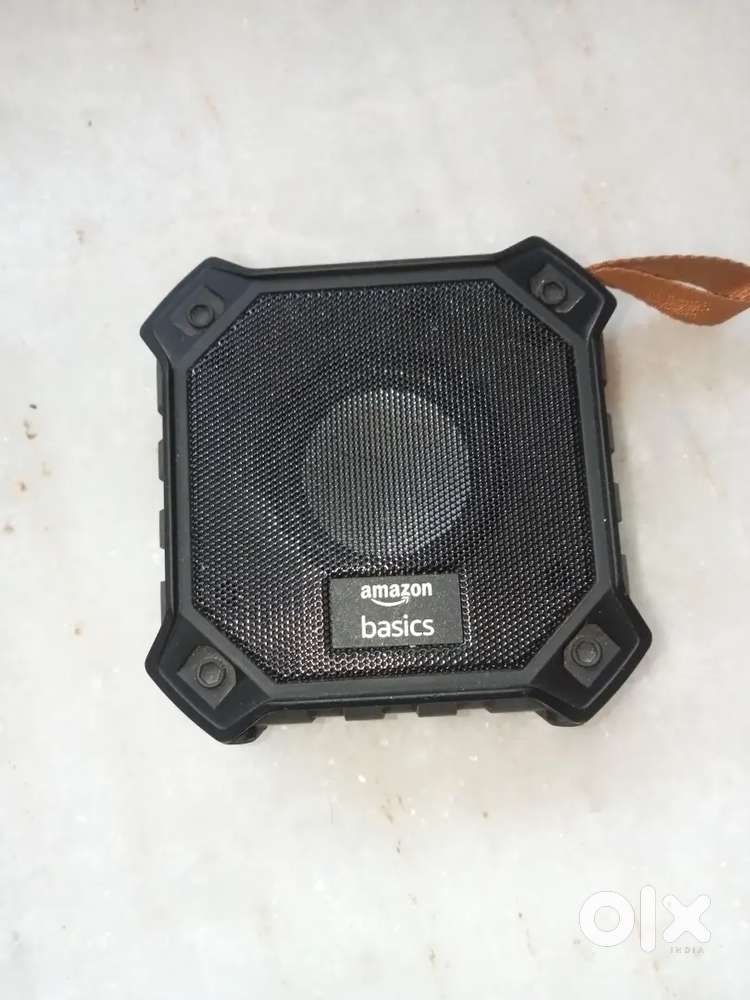 Amazon basics speaker