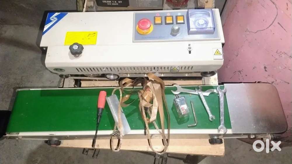 Automatic packet sealing machine, heavy duty packing machine.